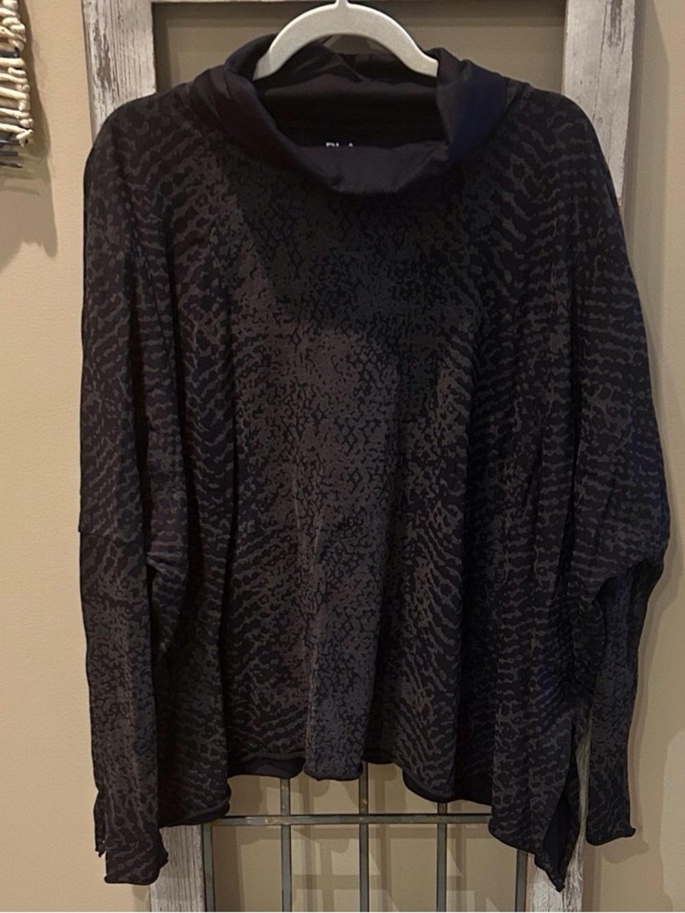 Women's Black Patterned Cowl Neck Sweater - Unbranded